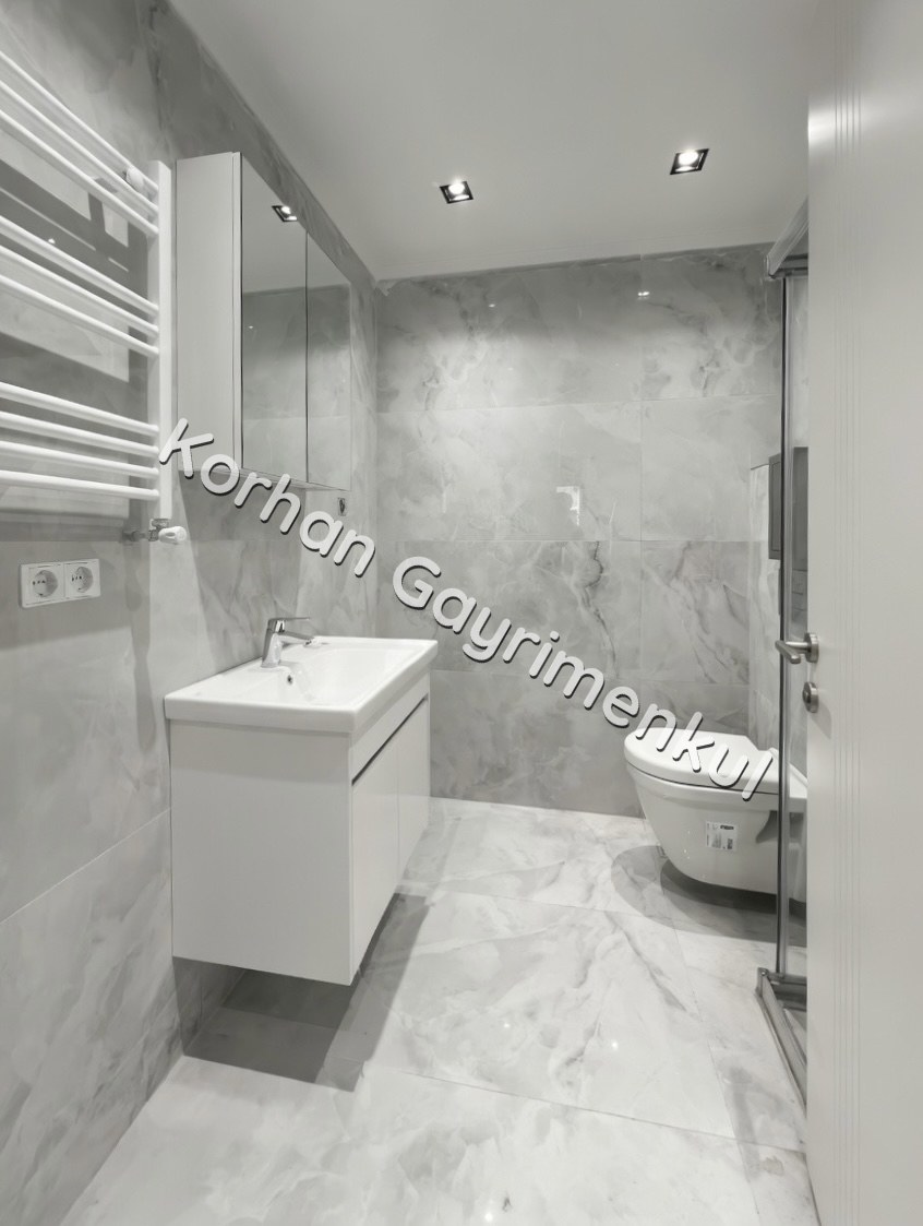 CADDEBOSTAN SAHİLDE BALKONLU EBEVEYN BANYOLU 68M2 NET 2+1 SIFIR