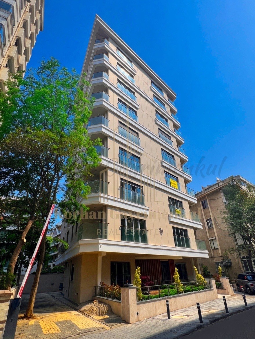 CADDEBOSTAN SAHİLDE BALKONLU EBEVEYN BANYOLU 68M2 NET 2+1 SIFIR