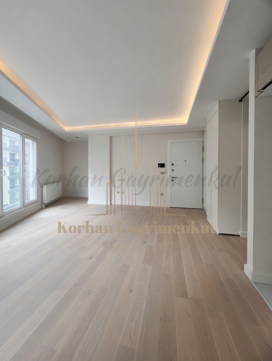 CADDEBOSTAN SAHİLDE BALKONLU EBEVEYN BANYOLU 68M2 NET 2+1 SIFIR
