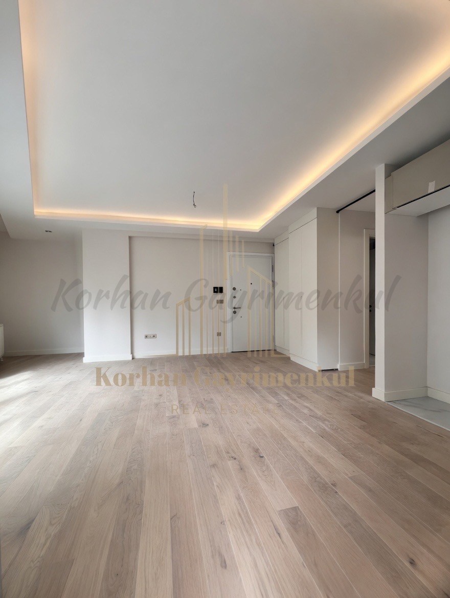 CADDEBOSTAN SAHİLDE BALKONLU EBEVEYN BANYOLU 68M2 NET 2+1 SIFIR