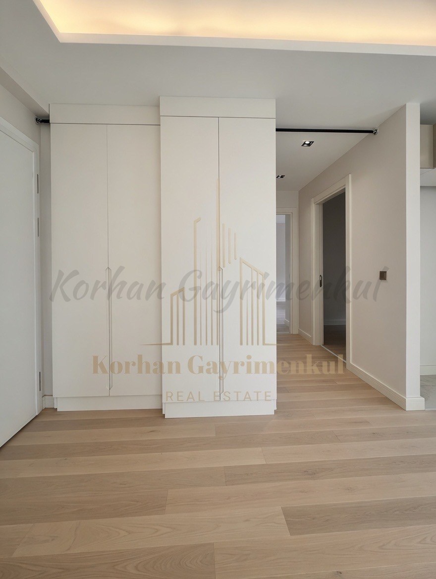 CADDEBOSTAN SAHİLDE BALKONLU EBEVEYN BANYOLU 68M2 NET 2+1 SIFIR