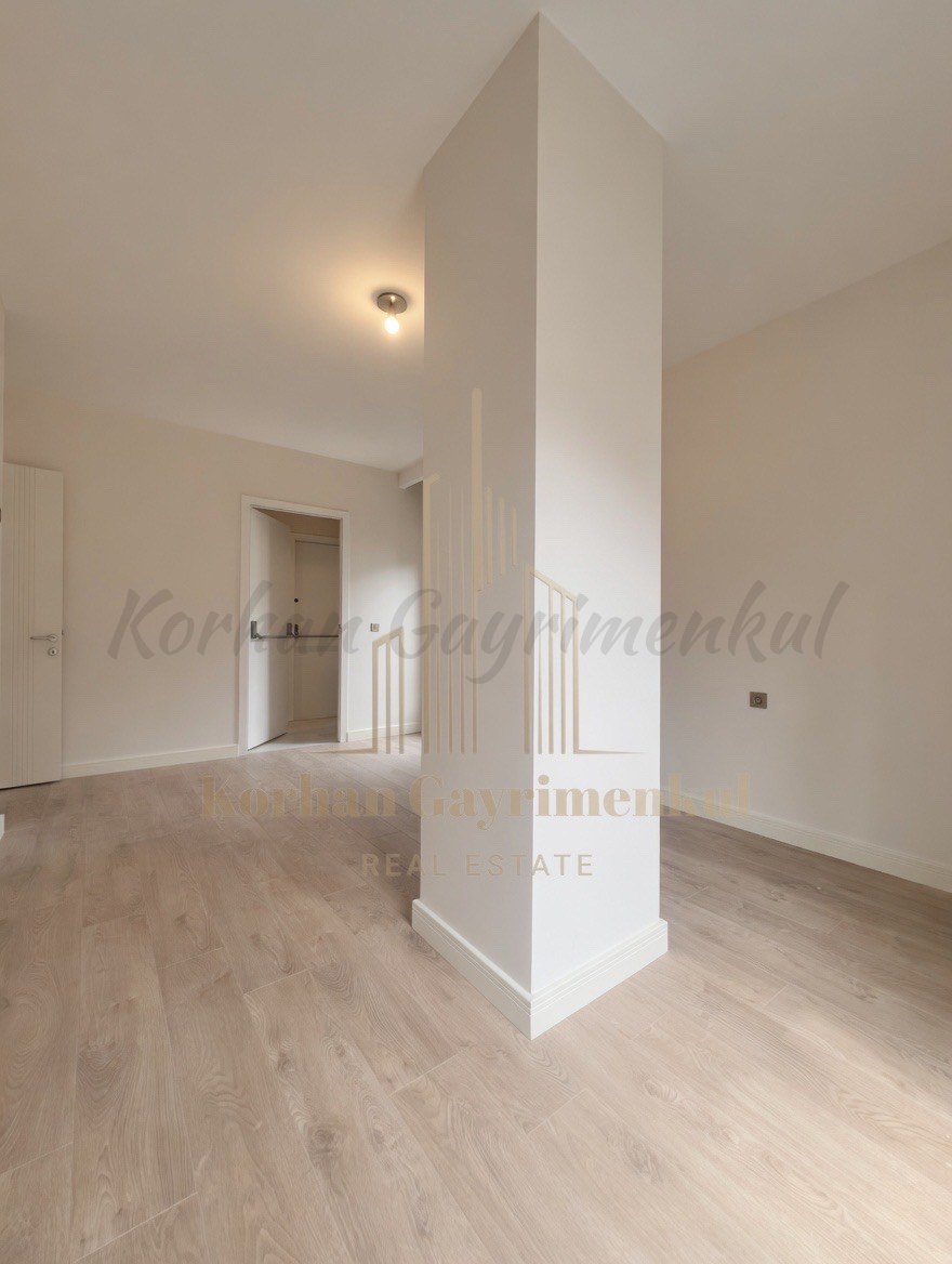 CADDEBOSTAN SAHİLDE BALKONLU EBEVEYN BANYOLU 68M2 NET 2+1 SIFIR