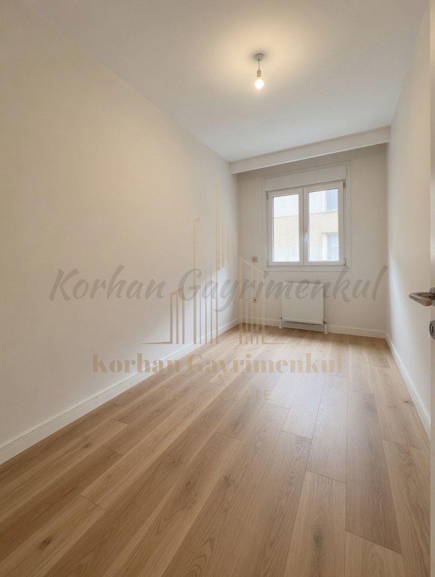 CADDEBOSTAN SAHİLDE BALKONLU EBEVEYN BANYOLU 68M2 NET 2+1 SIFIR