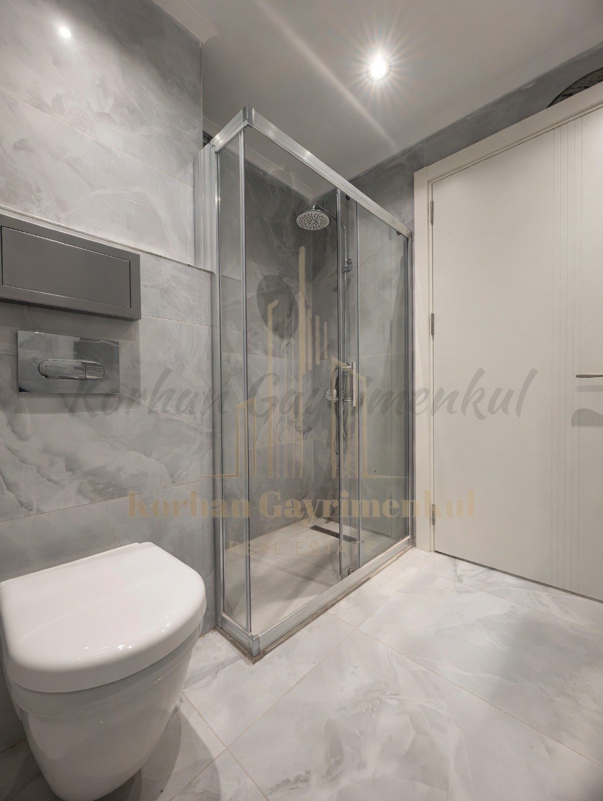 CADDEBOSTAN SAHİLDE BALKONLU EBEVEYN BANYOLU 68M2 NET 2+1 SIFIR