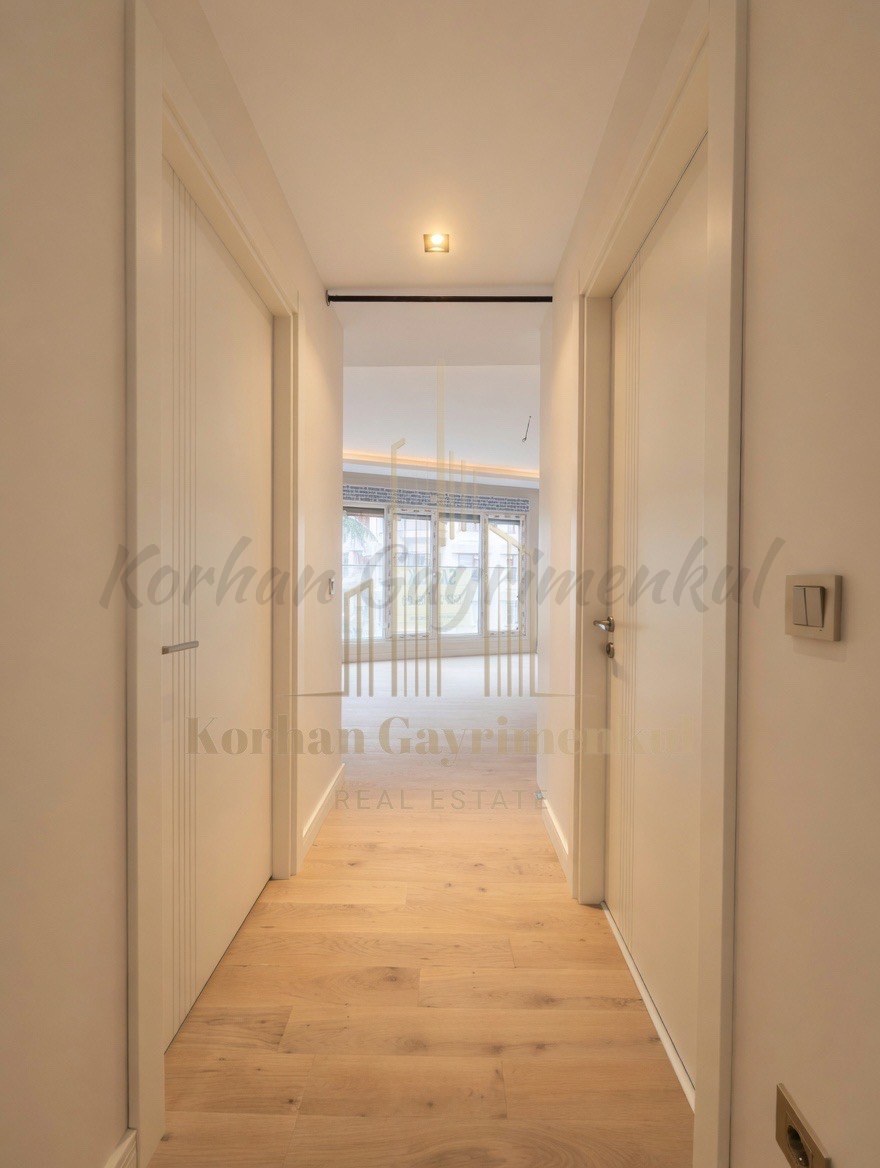 CADDEBOSTAN SAHİLDE BALKONLU EBEVEYN BANYOLU 68M2 NET 2+1 SIFIR
