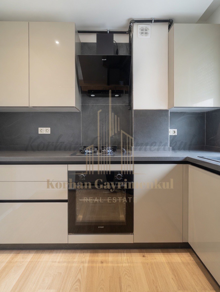 CADDEBOSTAN SAHİLDE BALKONLU EBEVEYN BANYOLU 68M2 NET 2+1 SIFIR