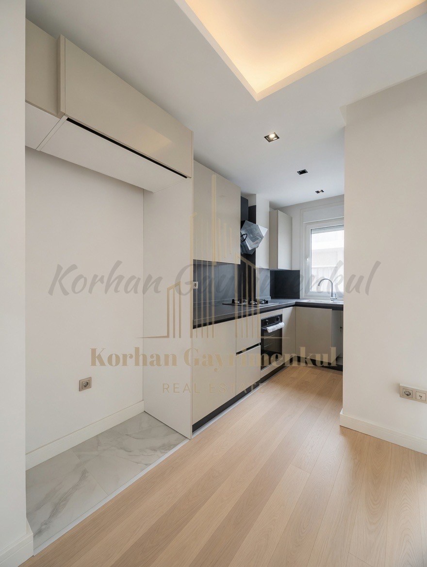 CADDEBOSTAN SAHİLDE BALKONLU EBEVEYN BANYOLU 68M2 NET 2+1 SIFIR