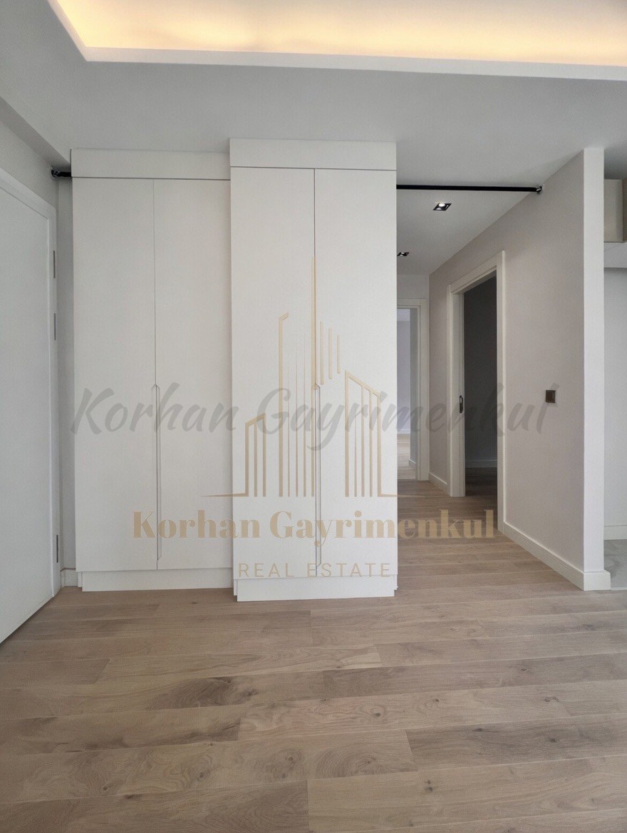 CADDEBOSTAN SAHİLDE BALKONLU EBEVEYN BANYOLU 68M2 NET 2+1 SIFIR