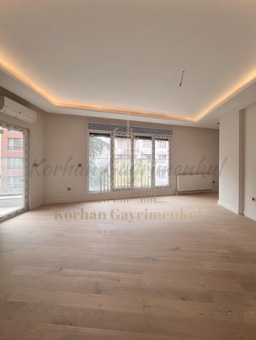 CADDEBOSTAN SAHİLDE BALKONLU EBEVEYN BANYOLU 68M2 NET 2+1 SIFIR