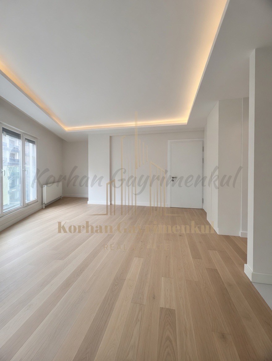 CADDEBOSTAN SAHİLDE BALKONLU EBEVEYN BANYOLU 68M2 NET 2+1 SIFIR