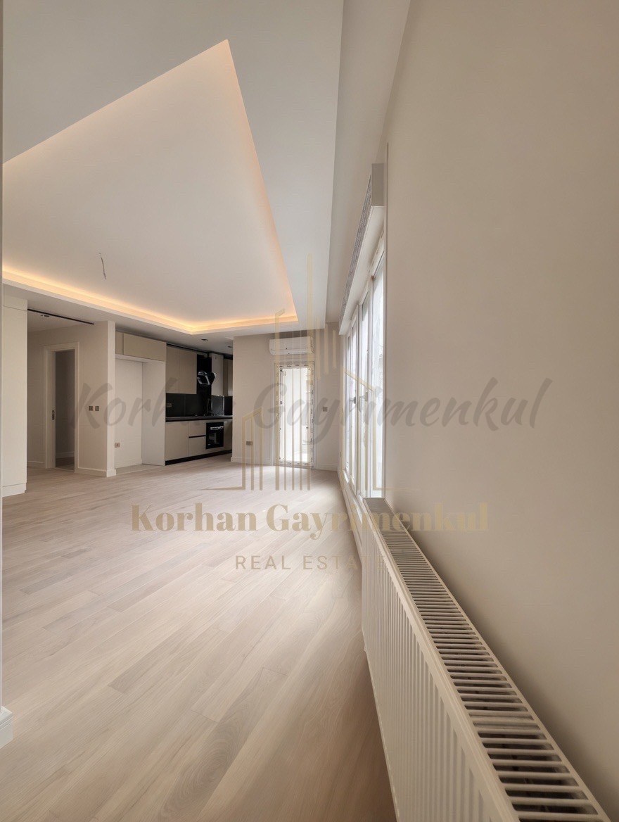 CADDEBOSTAN SAHİLDE BALKONLU EBEVEYN BANYOLU 68M2 NET 2+1 SIFIR