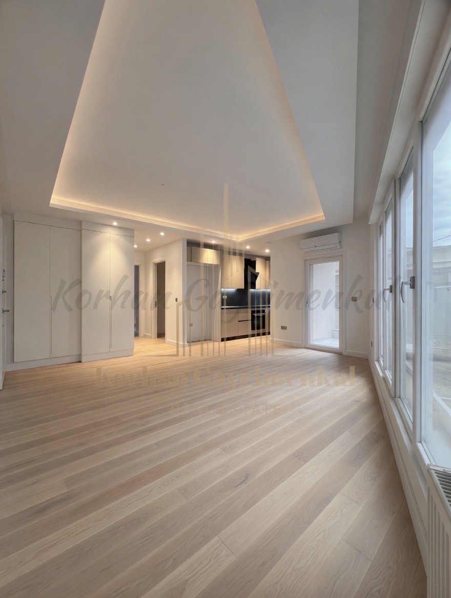 CADDEBOSTAN SAHİLDE BALKONLU EBEVEYN BANYOLU 68M2 NET 2+1 SIFIR