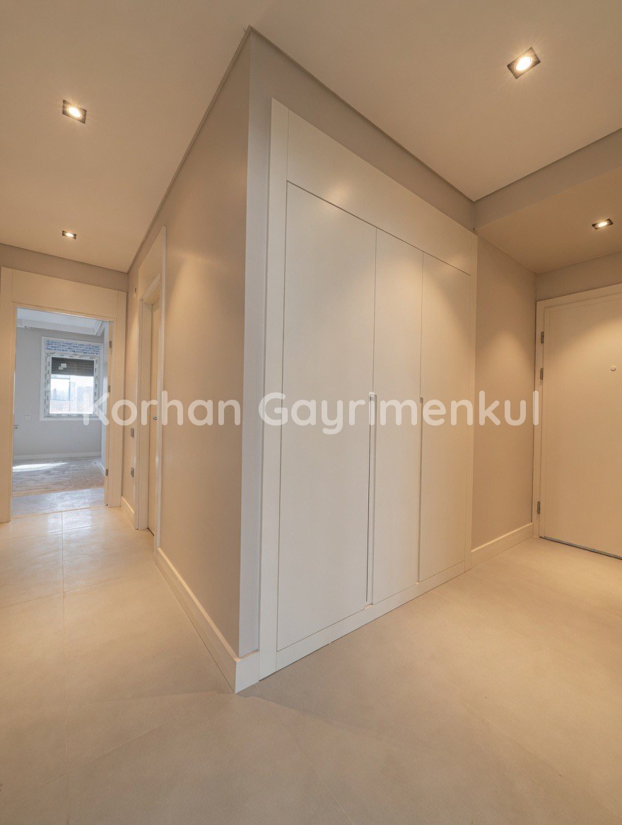 GÖZTEPE ERENKÖY SINIRINDA 98m2 NET 3+1 BALKONLU EBEVEYNLI SIFIR