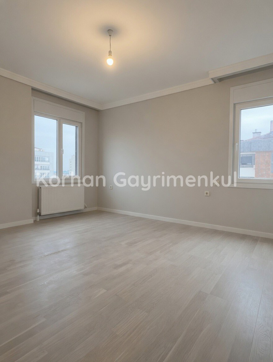 GÖZTEPE ERENKÖY SINIRINDA 98m2 NET 3+1 BALKONLU EBEVEYNLI SIFIR