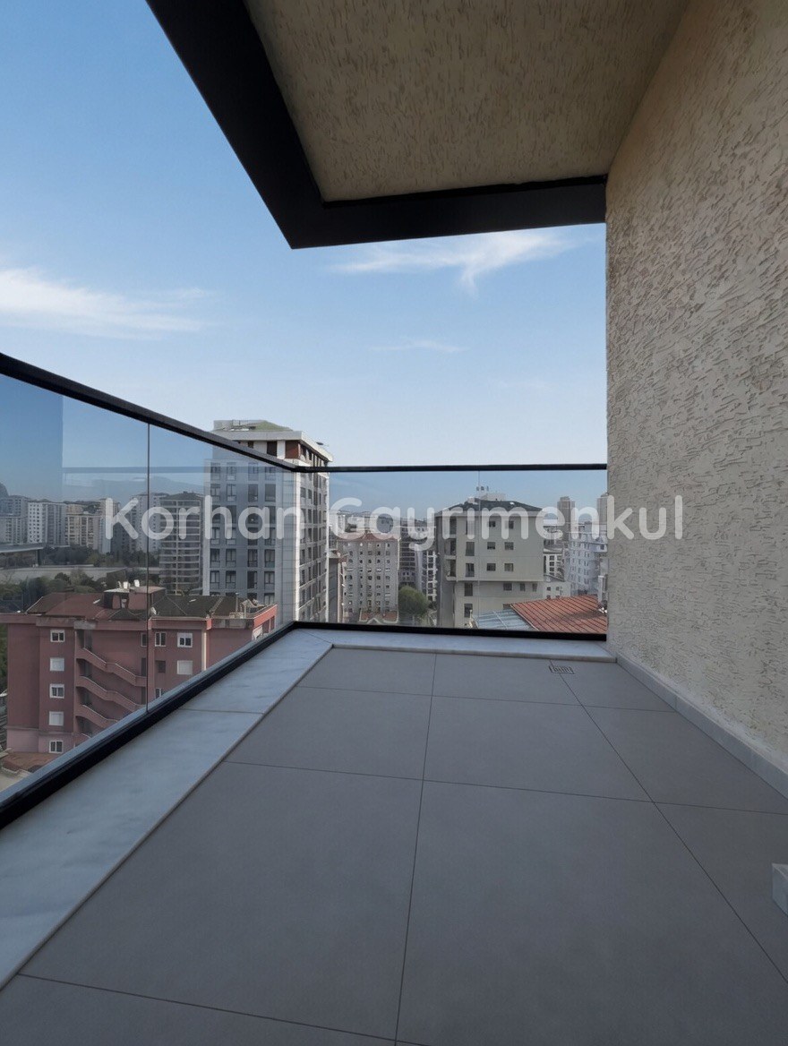 GÖZTEPE ERENKÖY SINIRINDA 98m2 NET 3+1 BALKONLU EBEVEYNLI SIFIR