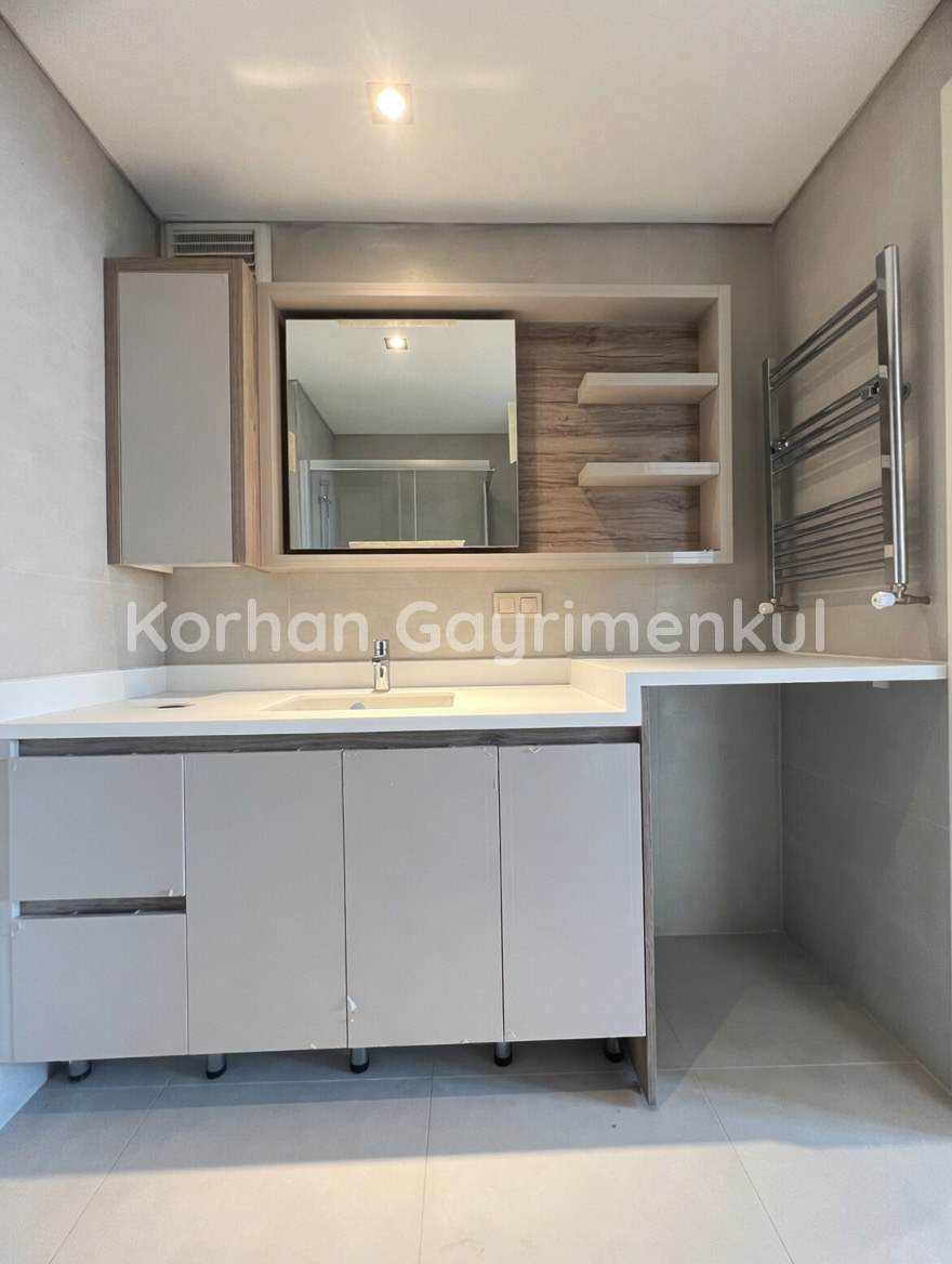 GÖZTEPE ERENKÖY SINIRINDA 98m2 NET 3+1 BALKONLU EBEVEYNLI SIFIR