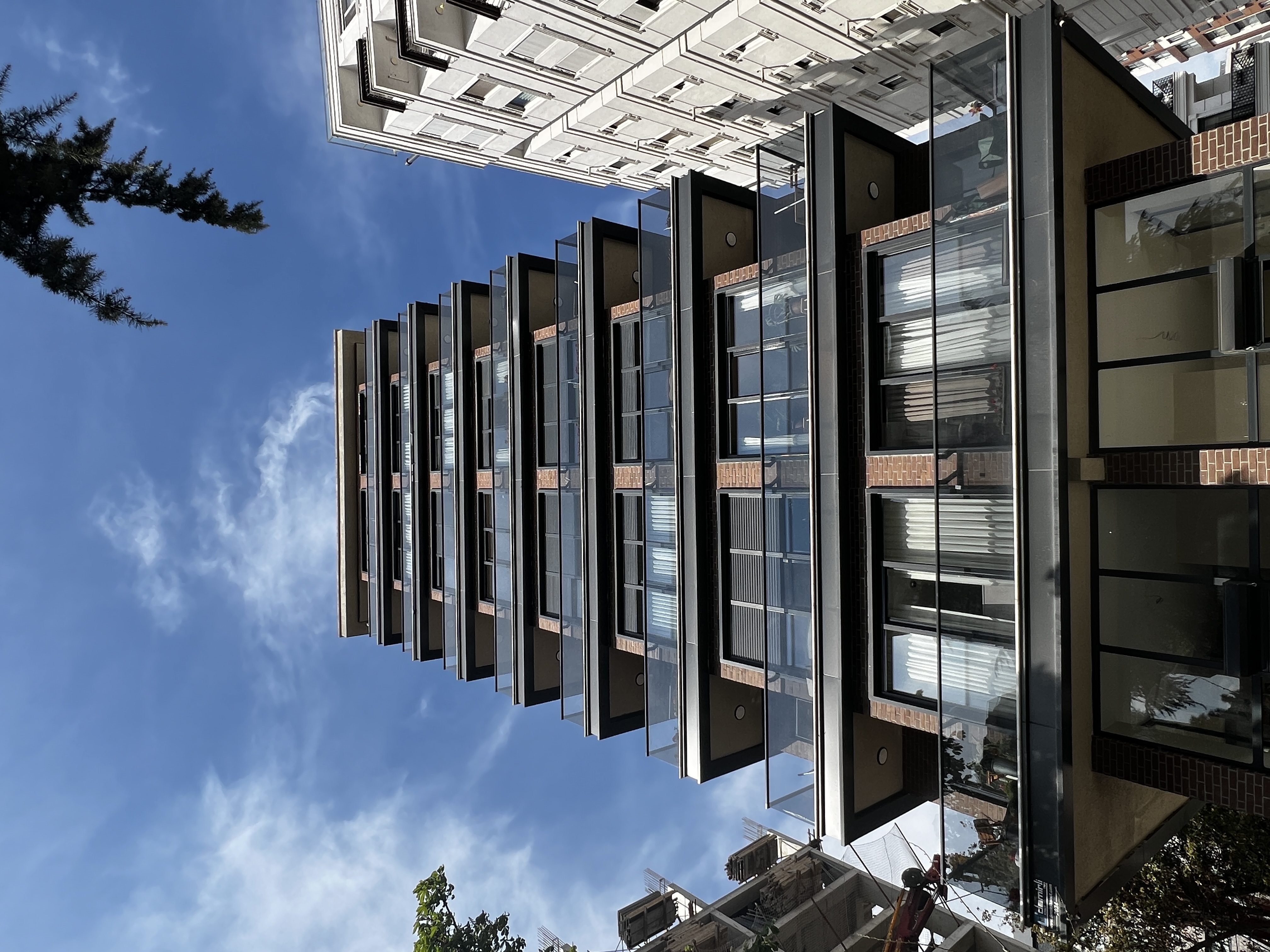 GÖZTEPE METROYA KOMŞU 103m2 BRÜT 2+1 BALKONLU EBEVEYN BANYOLU SIFIR