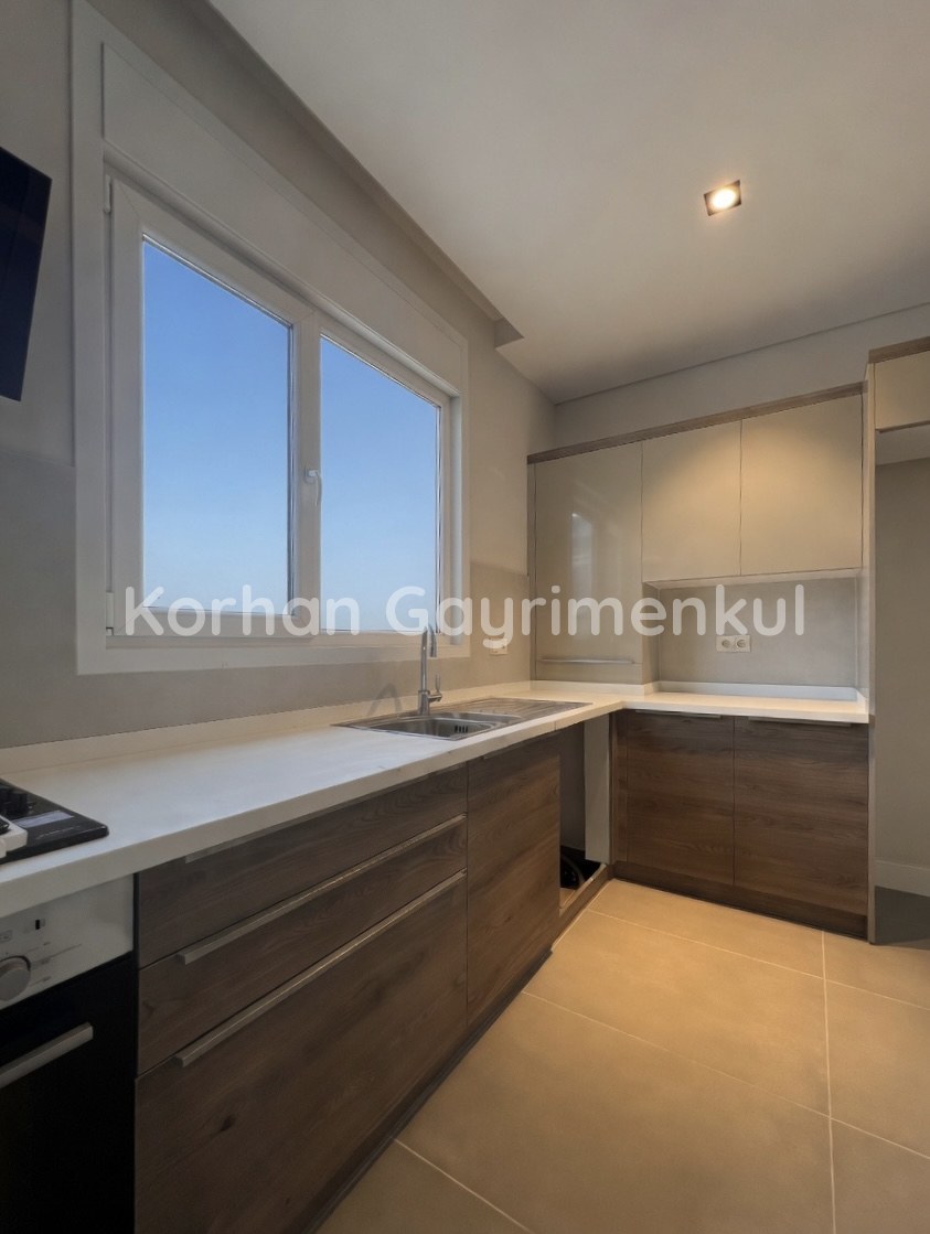 GÖZTEPE METROYA KOMŞU 103m2 BRÜT 2+1 BALKONLU EBEVEYN BANYOLU SIFIR