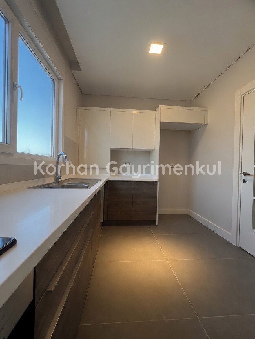 GÖZTEPE METROYA KOMŞU 103m2 BRÜT 2+1 BALKONLU EBEVEYN BANYOLU SIFIR