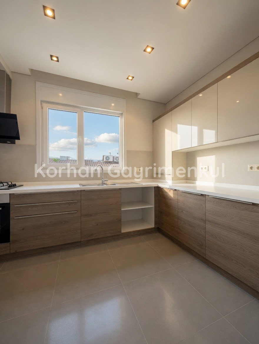 GÖZTEPE METROYA KOMŞU 103m2 BRÜT 2+1 BALKONLU EBEVEYN BANYOLU SIFIR