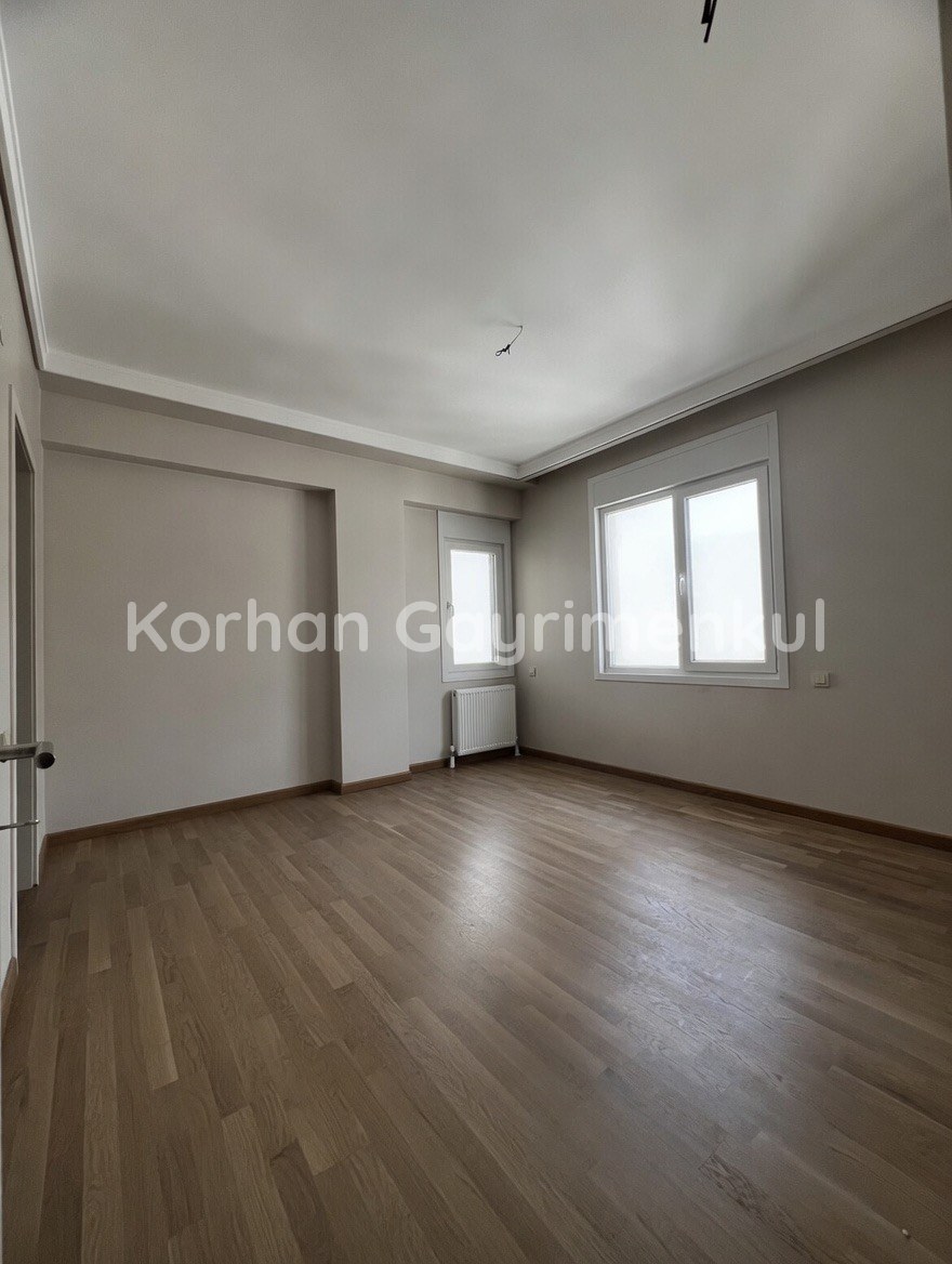 GÖZTEPE METROYA KOMŞU 103m2 BRÜT 2+1 BALKONLU EBEVEYN BANYOLU SIFIR