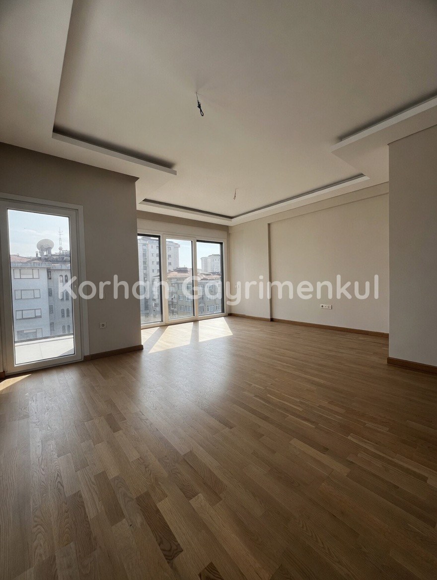 GÖZTEPE METROYA KOMŞU 103m2 BRÜT 2+1 BALKONLU EBEVEYN BANYOLU SIFIR