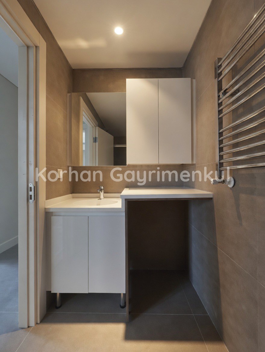 GÖZTEPE METROYA KOMŞU 103m2 BRÜT 2+1 BALKONLU EBEVEYN BANYOLU SIFIR