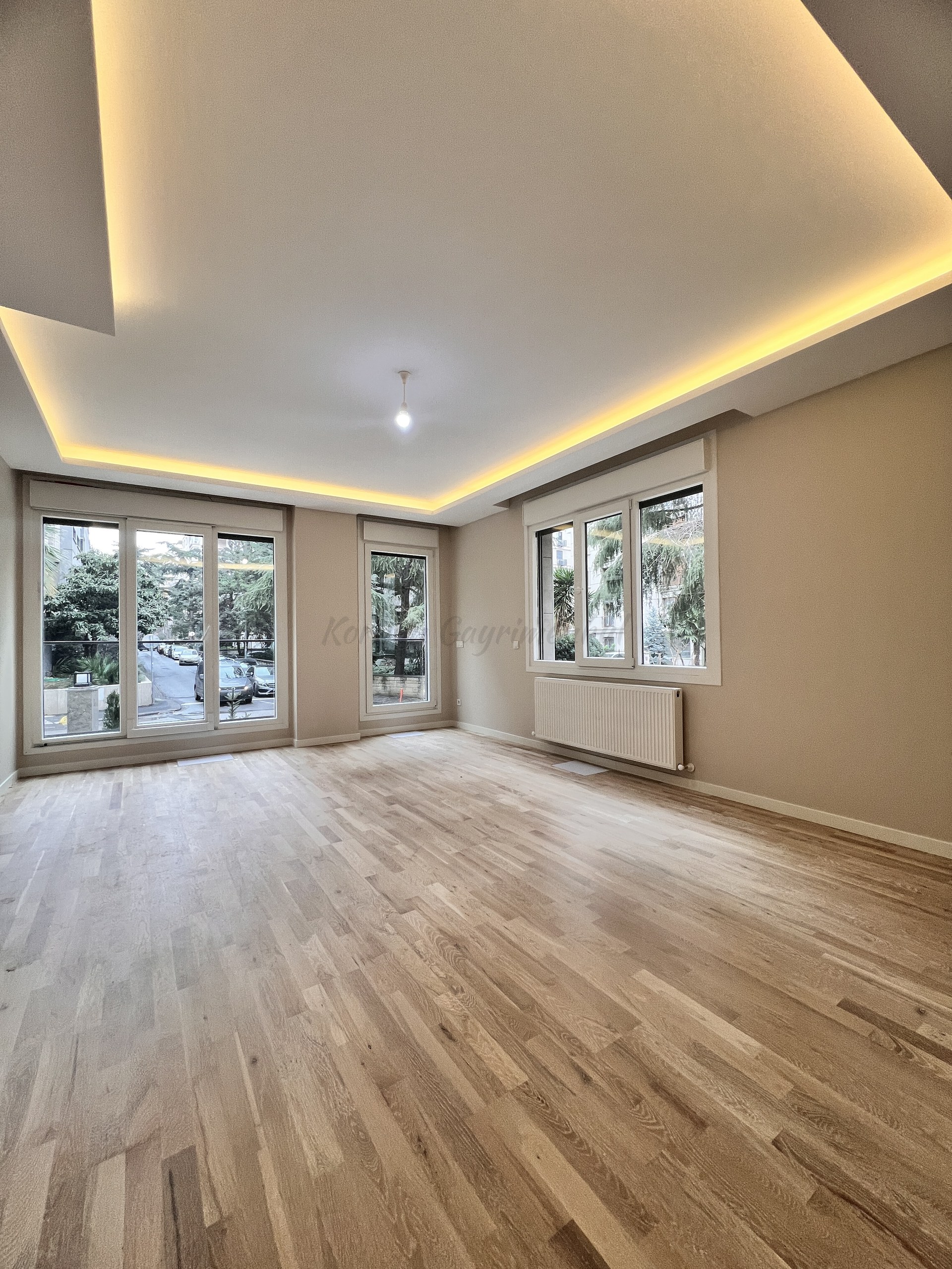 ERENKÖY BAĞDAT CADDESİNE YAKIN SIFIR 95M2 2+1 YÜKSEK GİRİŞ