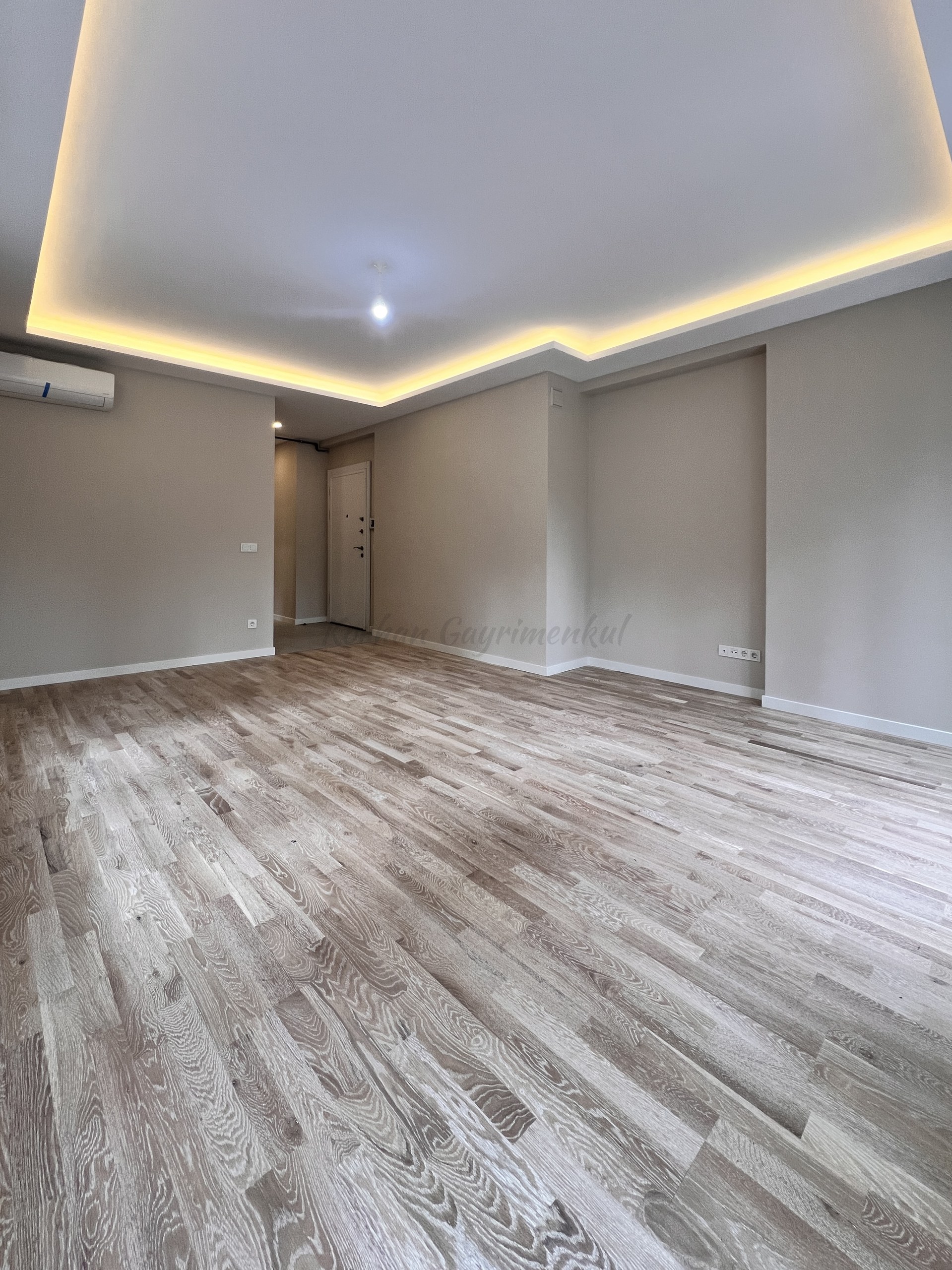 ERENKÖY BAĞDAT CADDESİNE YAKIN SIFIR 95M2 2+1 YÜKSEK GİRİŞ