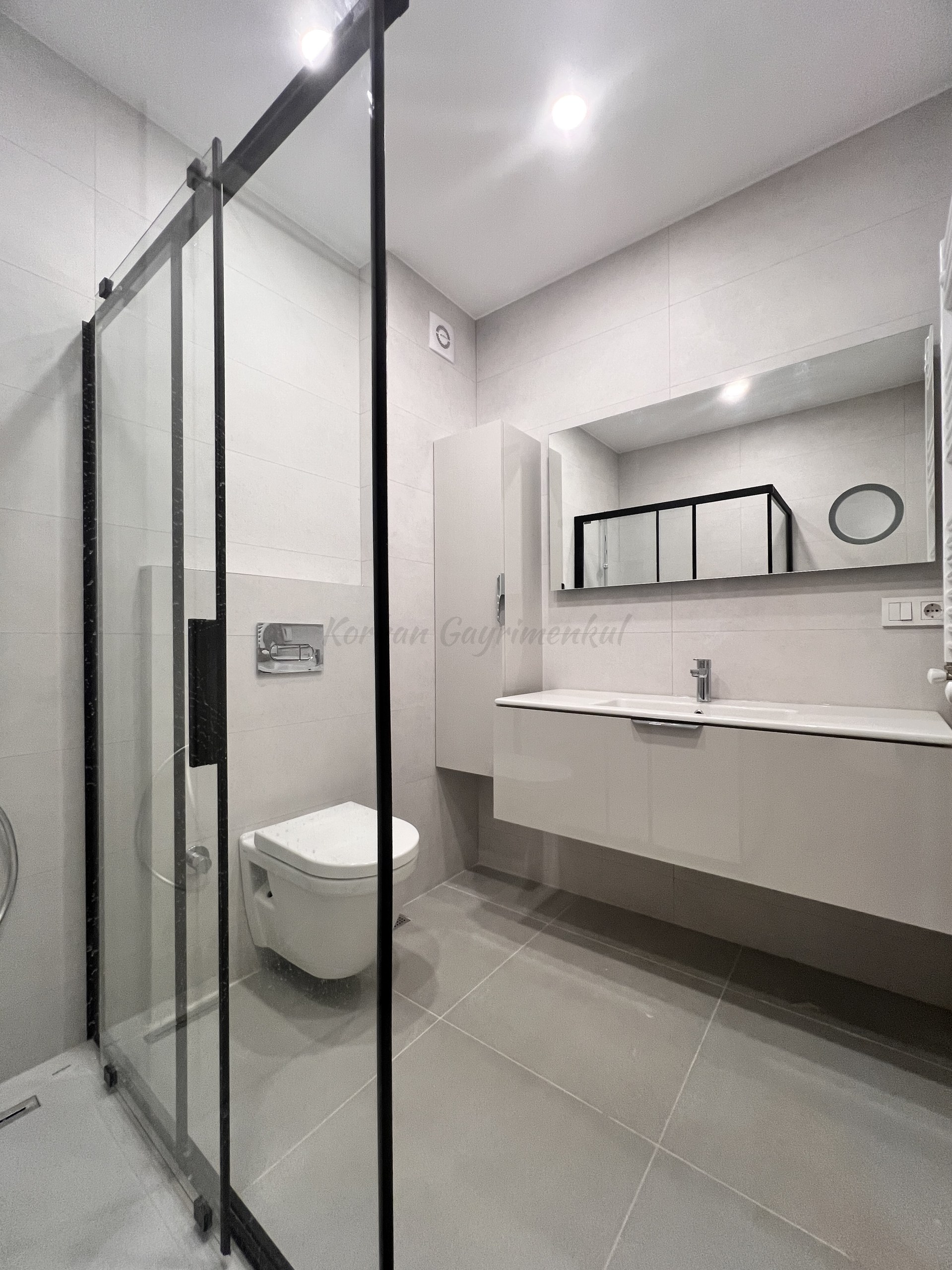 ERENKÖY BAĞDAT CADDESİNE YAKIN SIFIR 95M2 2+1 YÜKSEK GİRİŞ