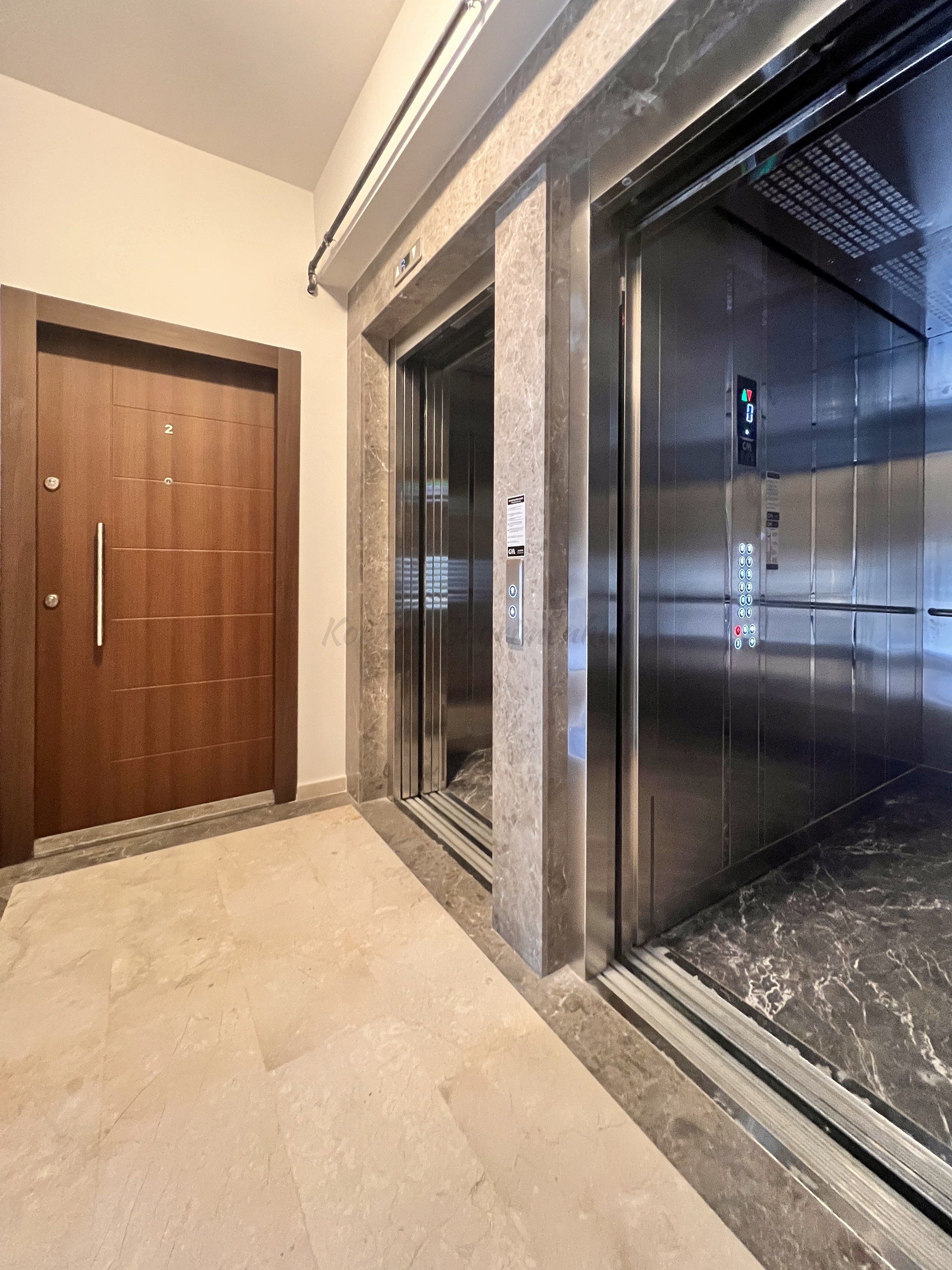 ERENKÖY BAĞDAT CADDESİNE YAKIN SIFIR 95M2 2+1 YÜKSEK GİRİŞ