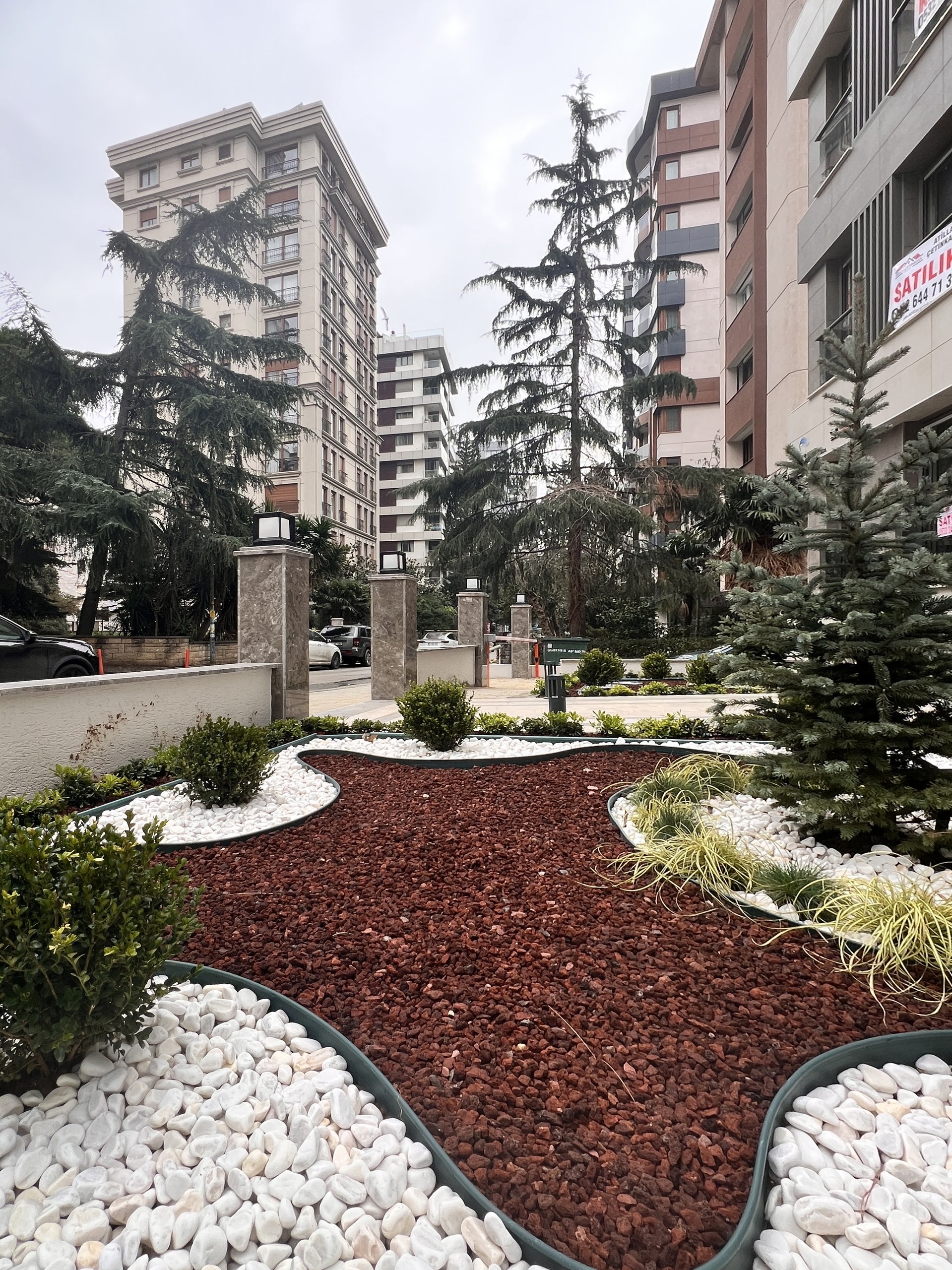ERENKÖY BAĞDAT CADDESİNE YAKIN SIFIR 95M2 2+1 YÜKSEK GİRİŞ
