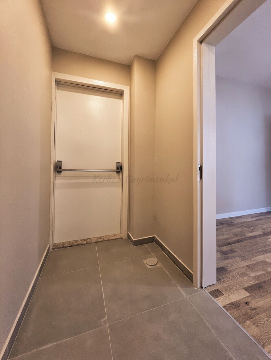 ERENKÖY BAĞDAT CADDESİNE YAKIN SIFIR 95M2 2+1 YÜKSEK GİRİŞ