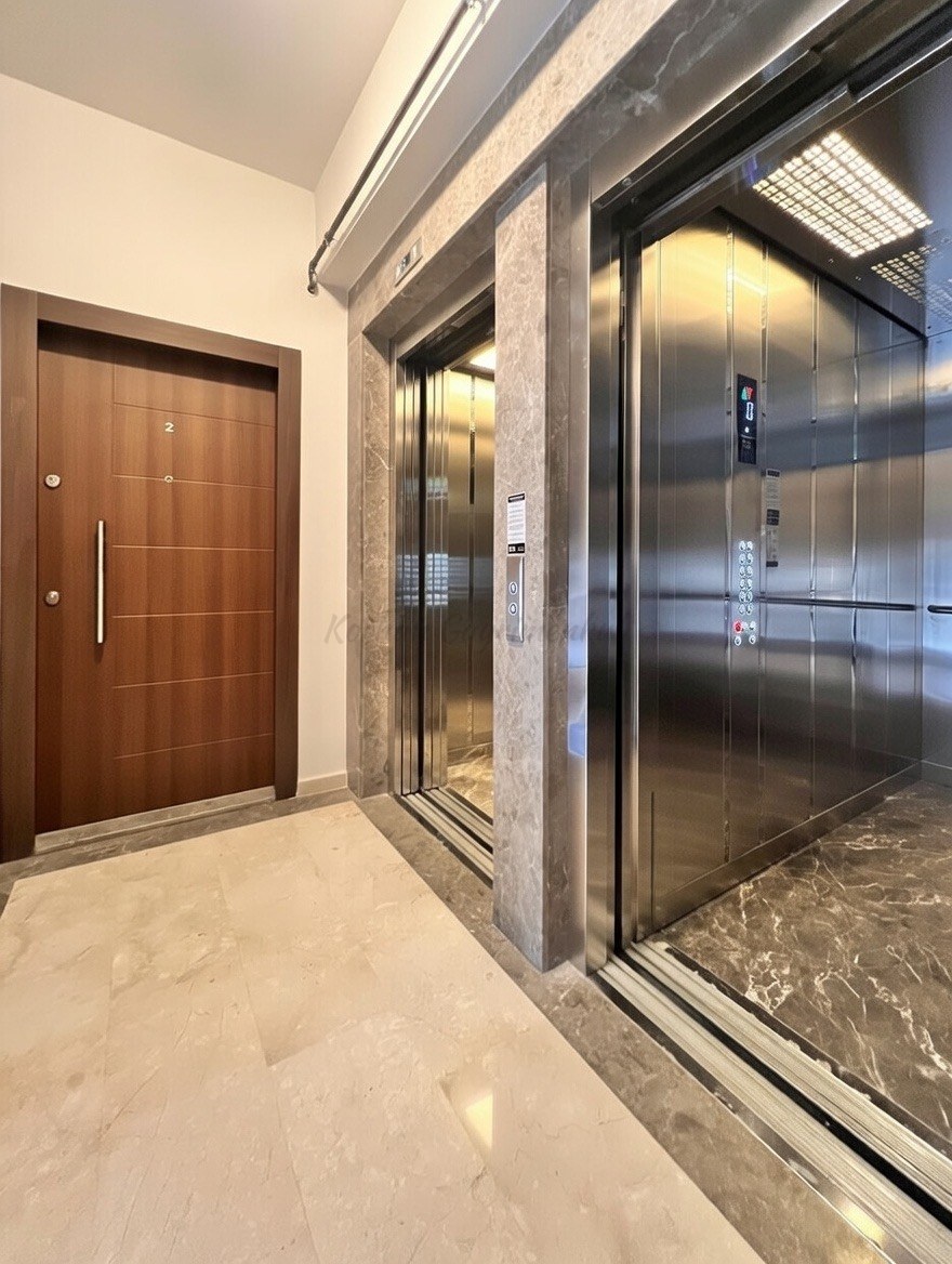 ERENKÖY BAĞDAT CADDESİNE YAKIN SIFIR 95M2 2+1 YÜKSEK GİRİŞ