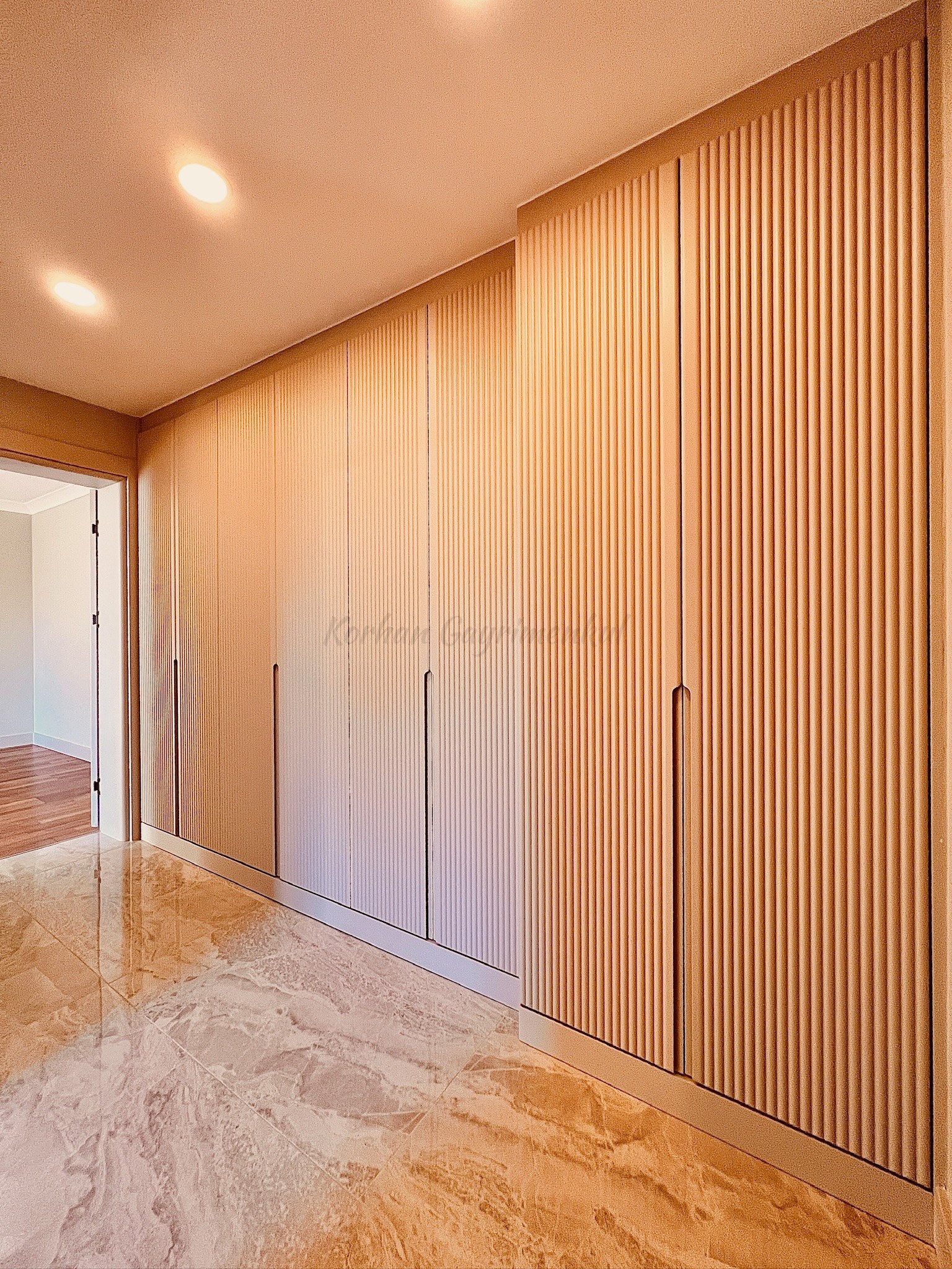 ERENKÖYDE BAĞDATA ÇOK YAKIN SİTE İÇERİSİNDE 150M2 3+1