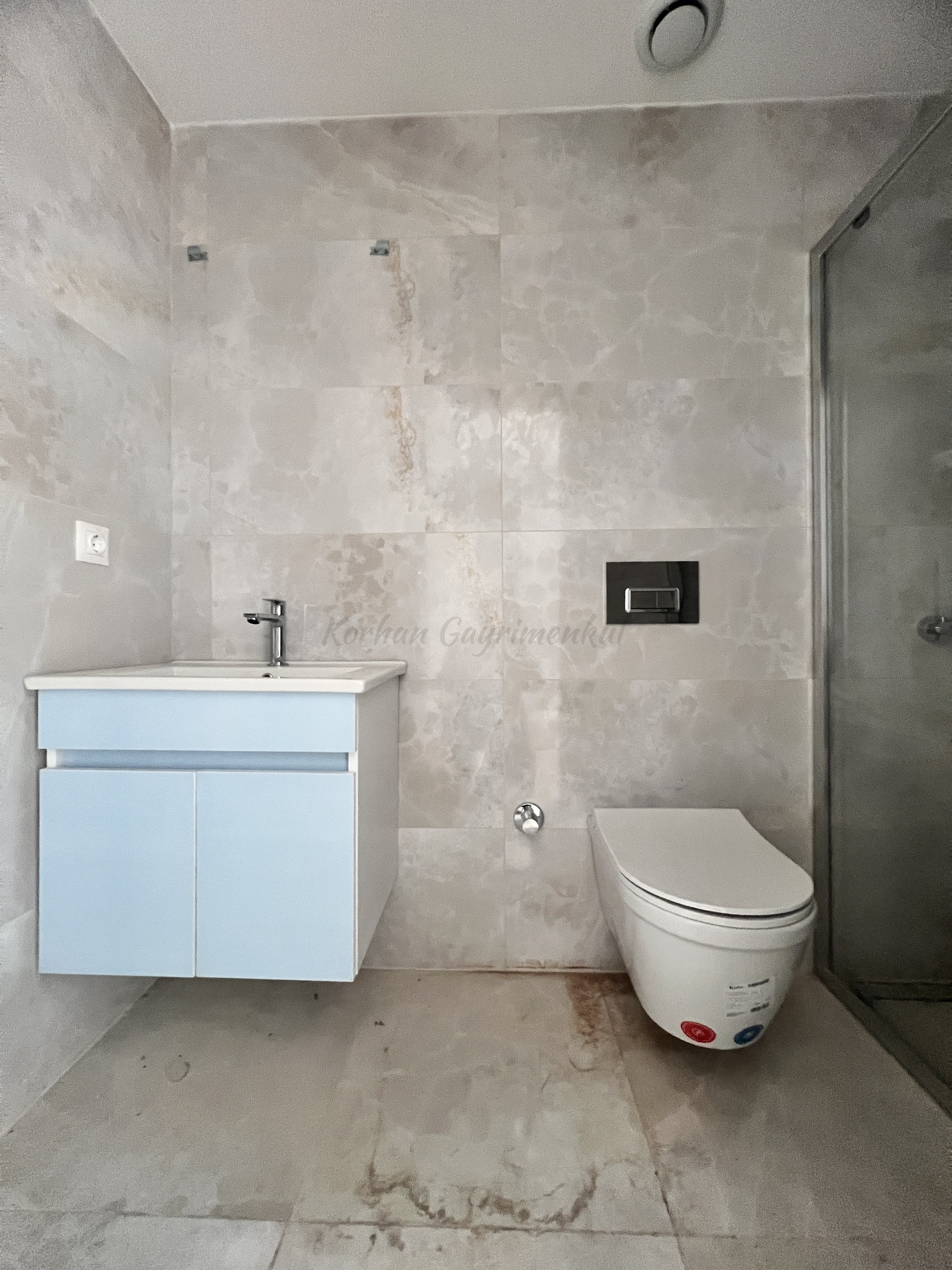 GÖZTEPE BAĞDAT CADDESİNE YÜRÜME MESAFESİNDE BALKONLU 90M2 NET3+1