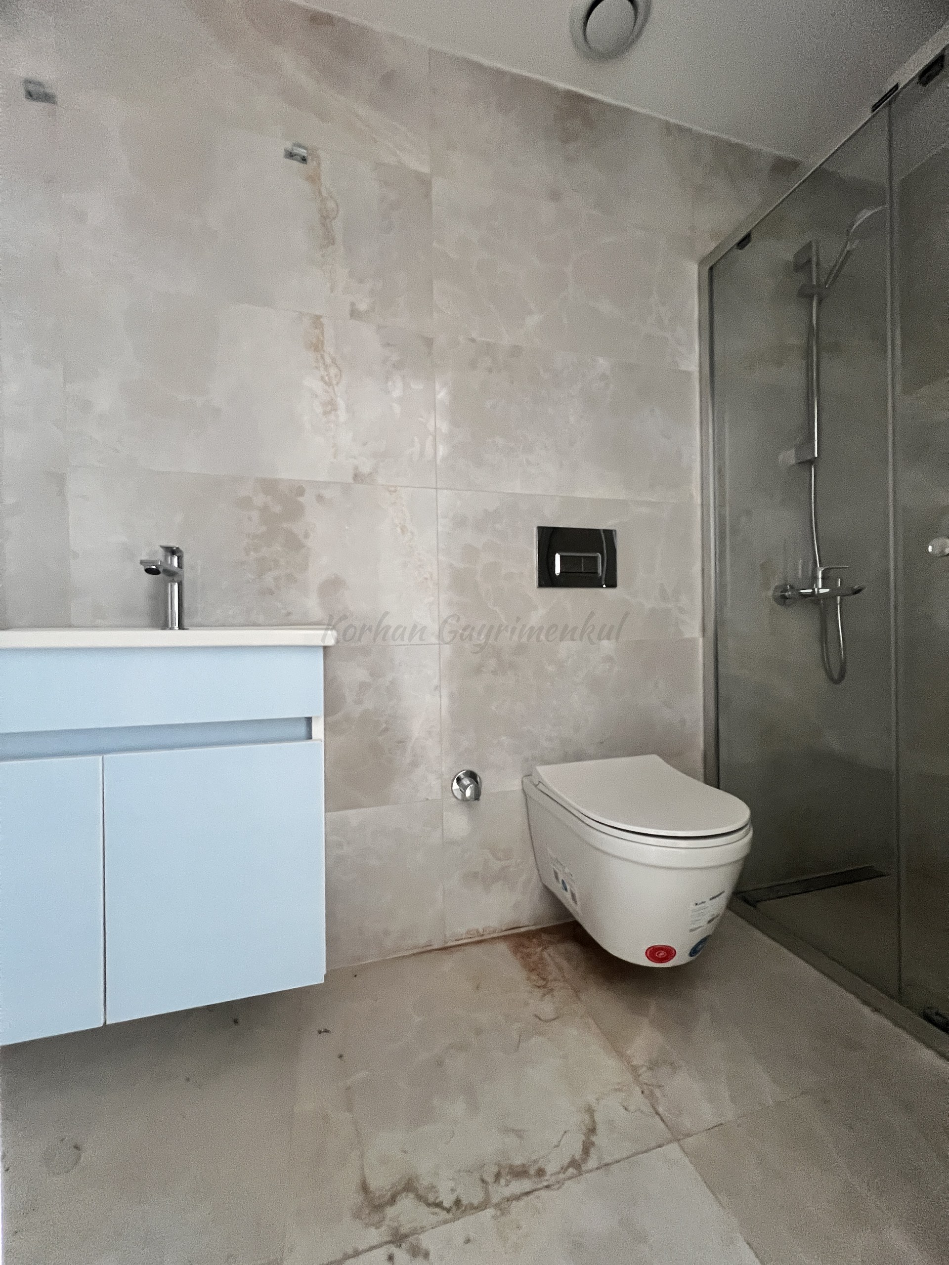 GÖZTEPE BAĞDAT CADDESİNE YÜRÜME MESAFESİNDE BALKONLU 90M2 NET3+1