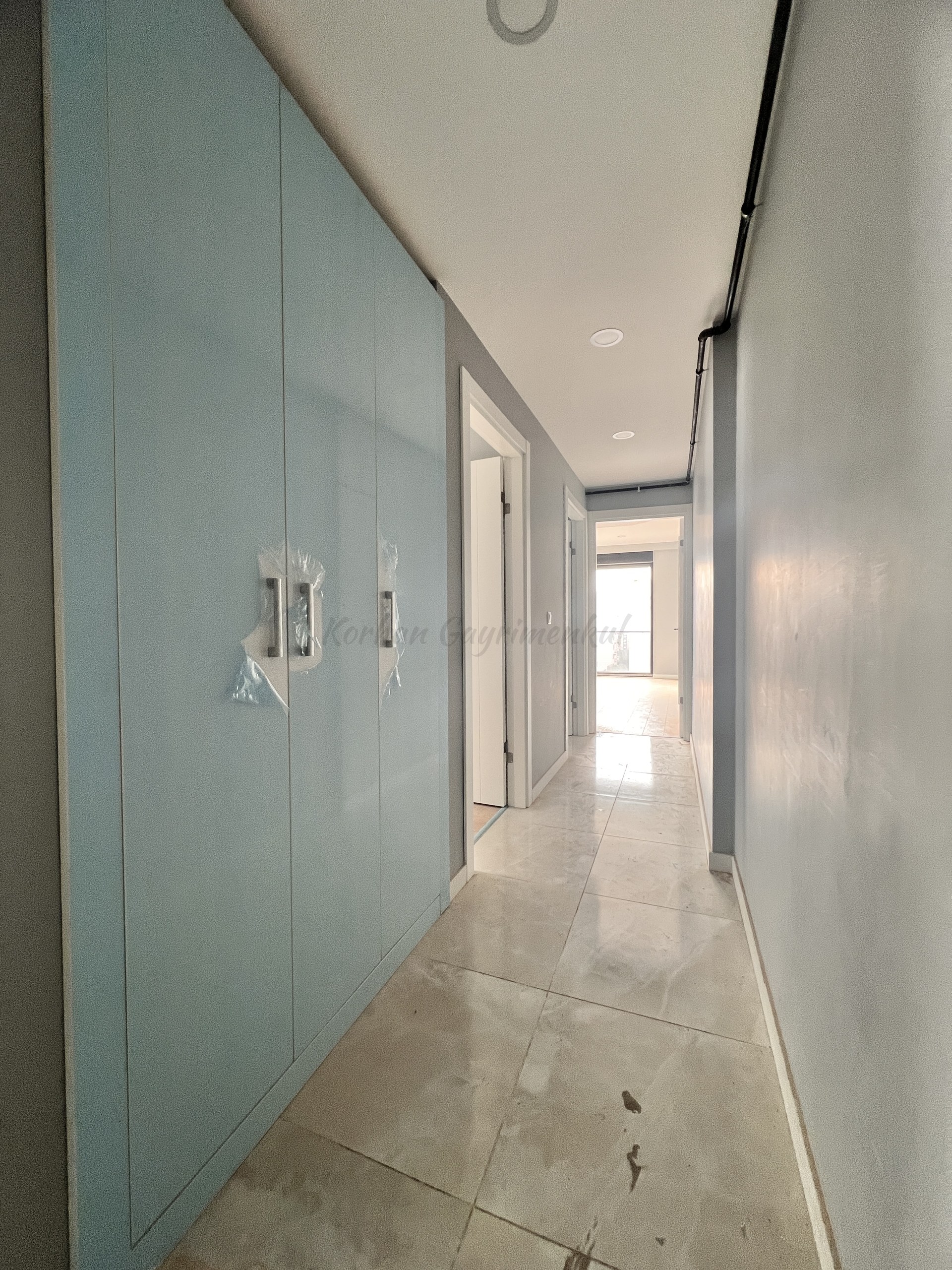 GÖZTEPE BAĞDAT CADDESİNE YÜRÜME MESAFESİNDE BALKONLU 90M2 NET3+1