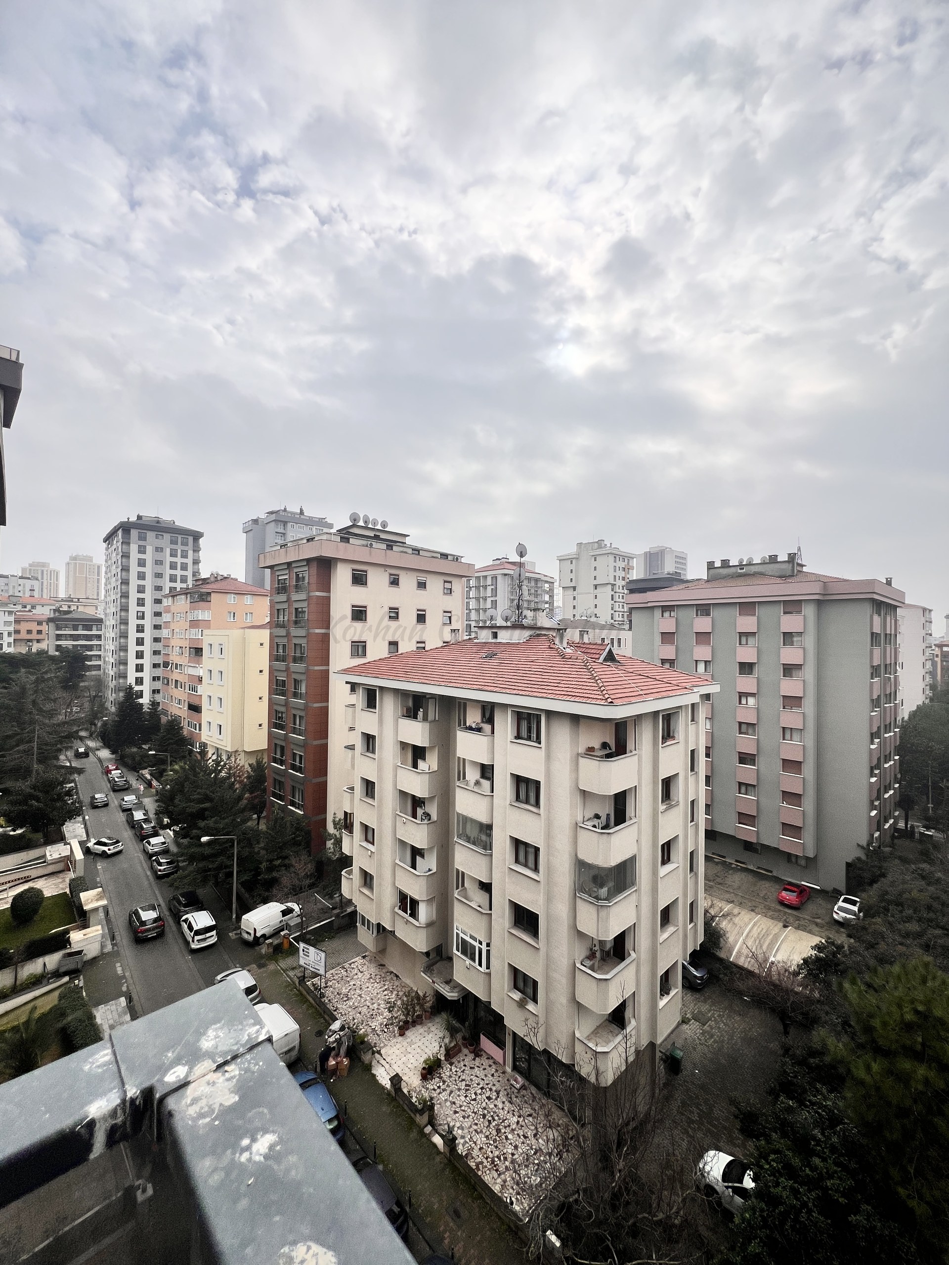 GÖZTEPE BAĞDAT CADDESİNE YÜRÜME MESAFESİNDE BALKONLU 90M2 NET3+1