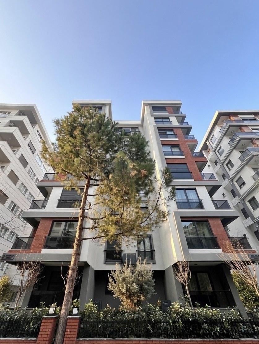 GÖZTEPE BAĞDAT CADDESİNE YÜRÜME MESAFESİNDE BALKONLU 90M2 NET3+1