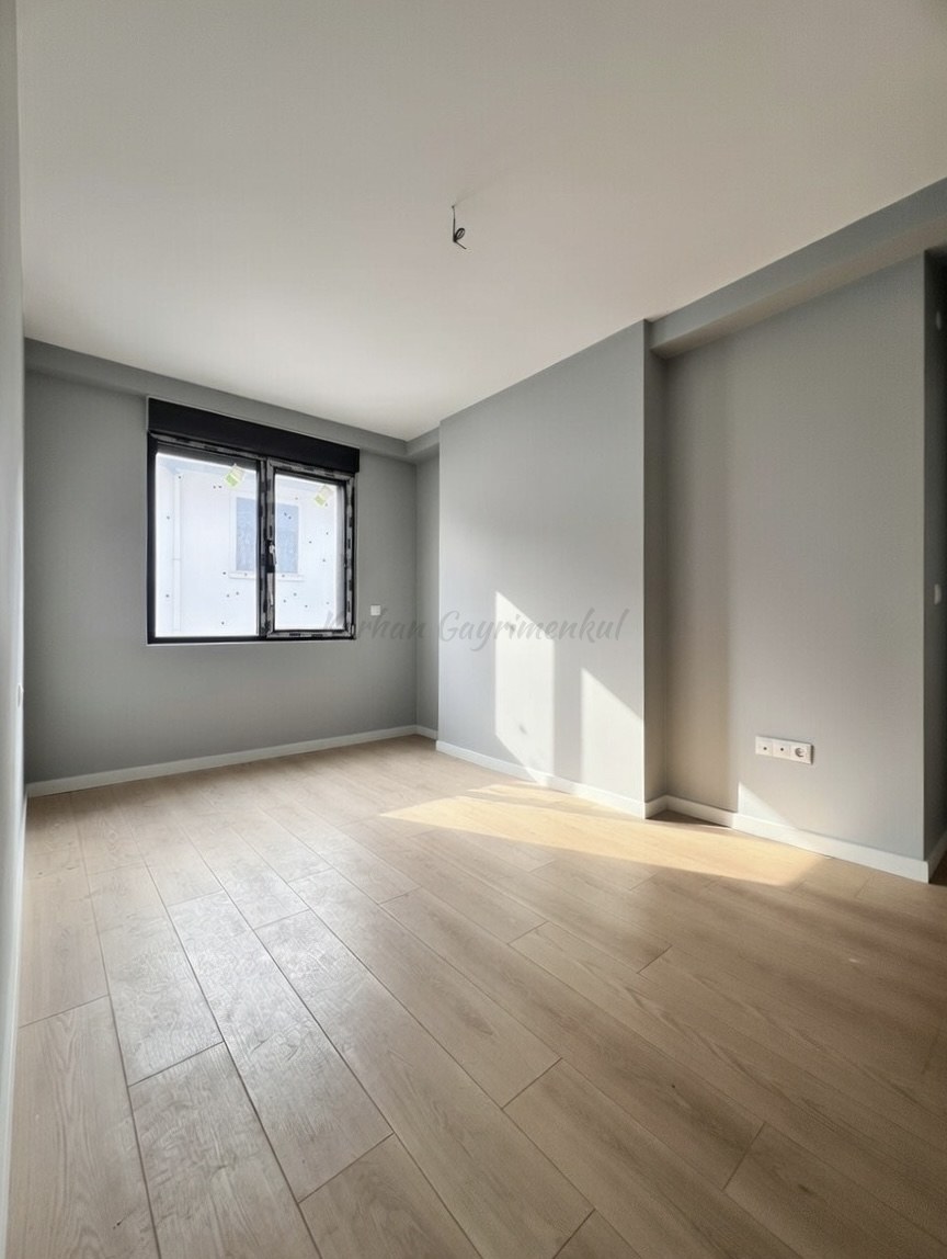 GÖZTEPE BAĞDAT CADDESİNE YÜRÜME MESAFESİNDE BALKONLU 90M2 NET3+1