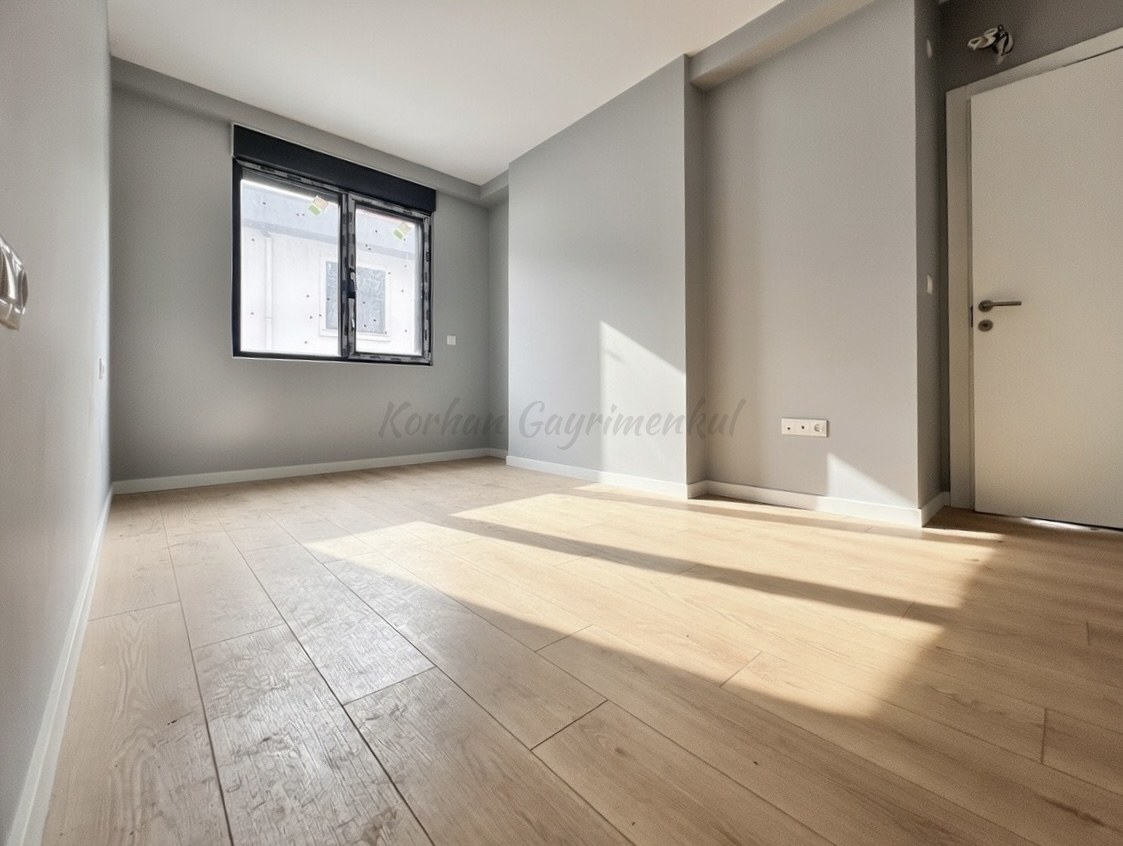 GÖZTEPE BAĞDAT CADDESİNE YÜRÜME MESAFESİNDE BALKONLU 90M2 NET3+1