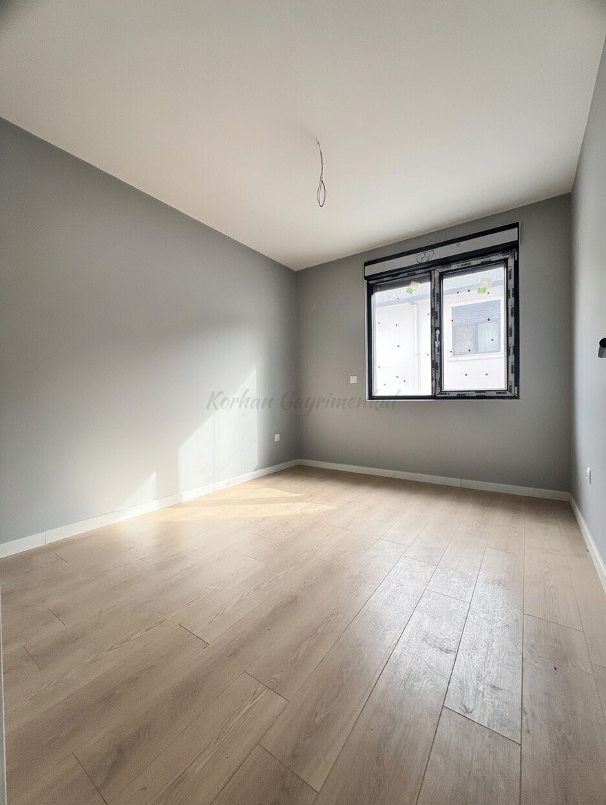 GÖZTEPE BAĞDAT CADDESİNE YÜRÜME MESAFESİNDE BALKONLU 90M2 NET3+1