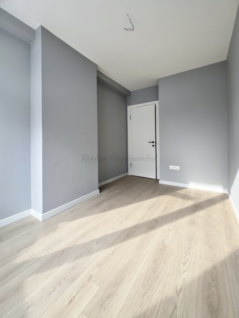 GÖZTEPE BAĞDAT CADDESİNE YÜRÜME MESAFESİNDE BALKONLU 90M2 NET3+1