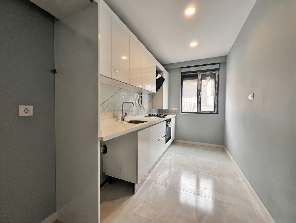 GÖZTEPE BAĞDAT CADDESİNE YÜRÜME MESAFESİNDE BALKONLU 90M2 NET3+1