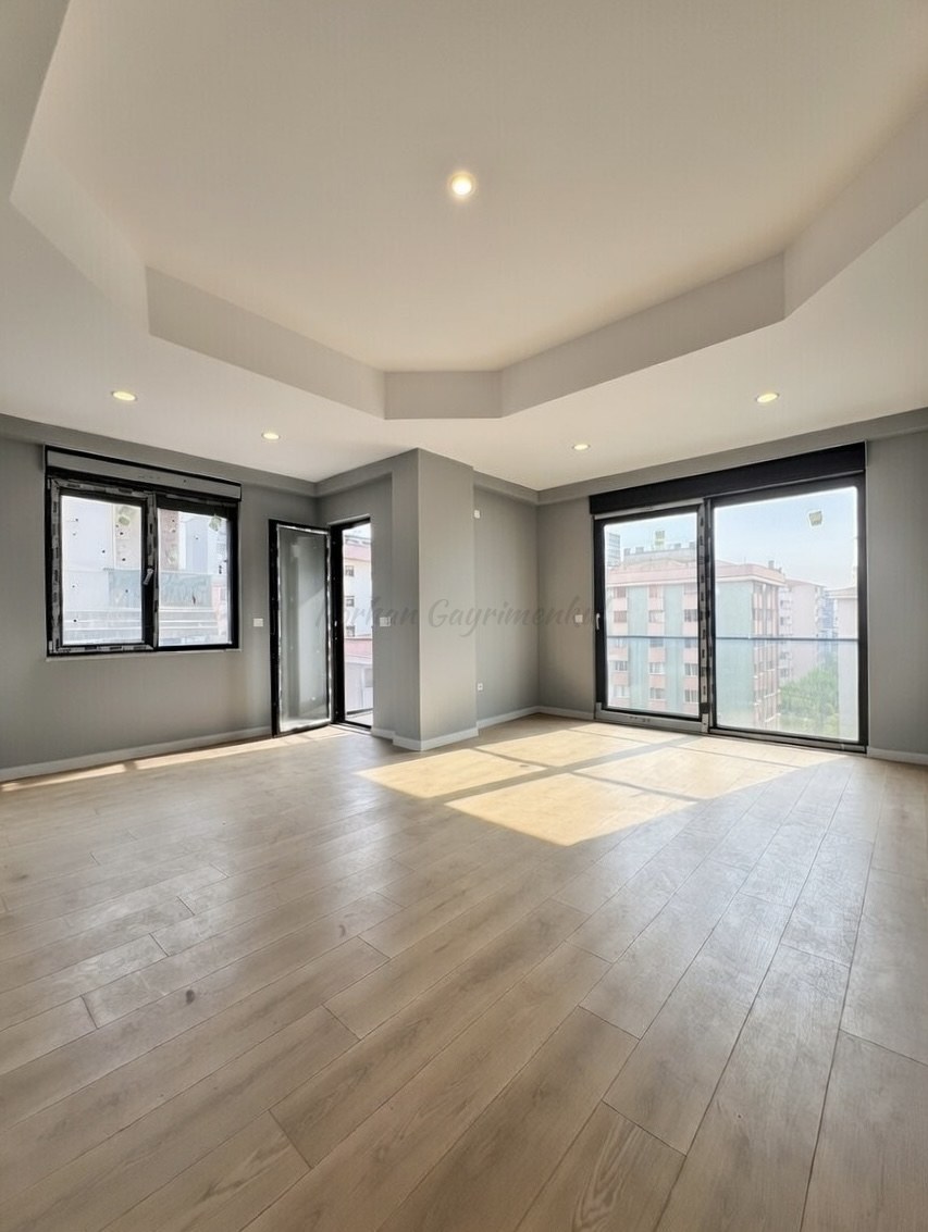GÖZTEPE BAĞDAT CADDESİNE YÜRÜME MESAFESİNDE BALKONLU 90M2 NET3+1