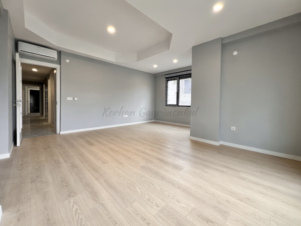 GÖZTEPE BAĞDAT CADDESİNE YÜRÜME MESAFESİNDE BALKONLU 90M2 NET3+1
