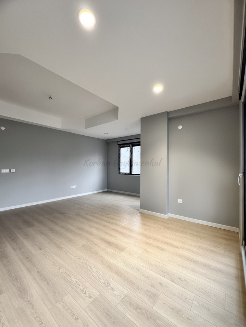 GÖZTEPE BAĞDAT CADDESİNE YÜRÜME MESAFESİNDE BALKONLU 90M2 NET3+1