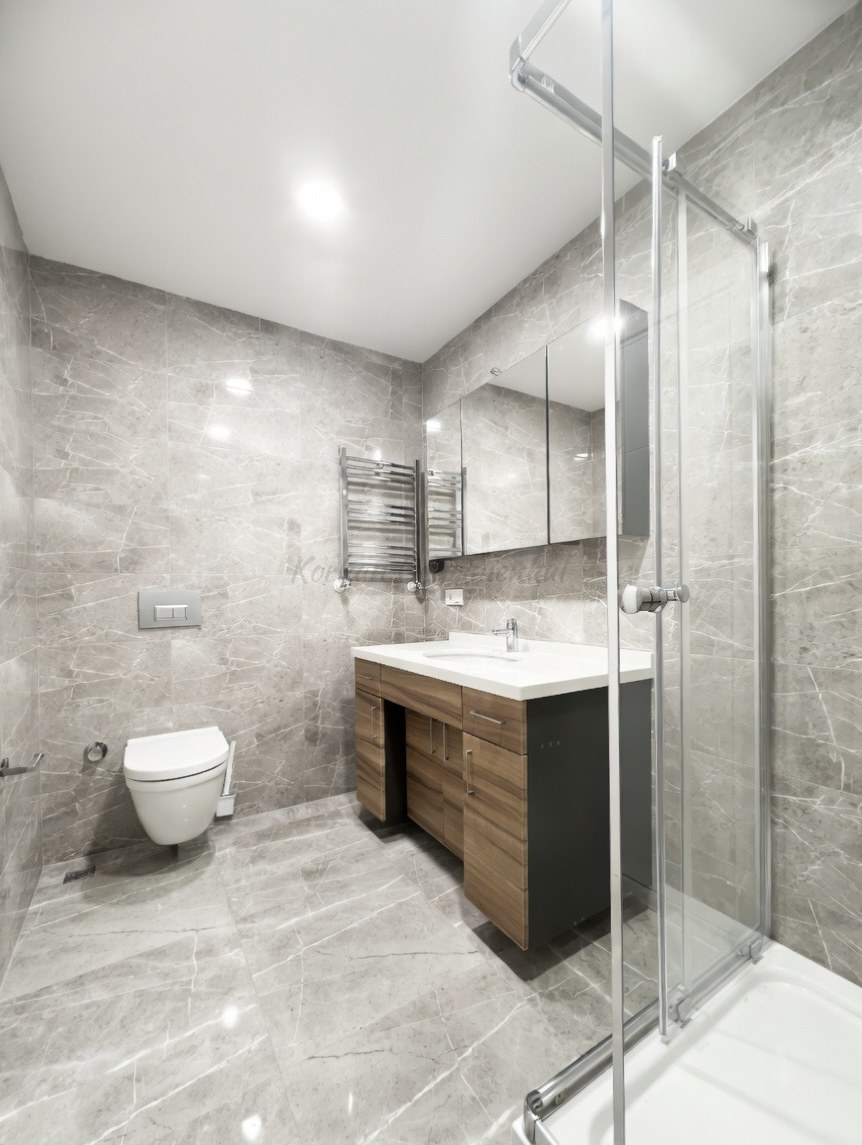 CADDEBOSTAN SAHİLDE CKM'YE KOMŞU BALKONLU 105M2 NET 3+1