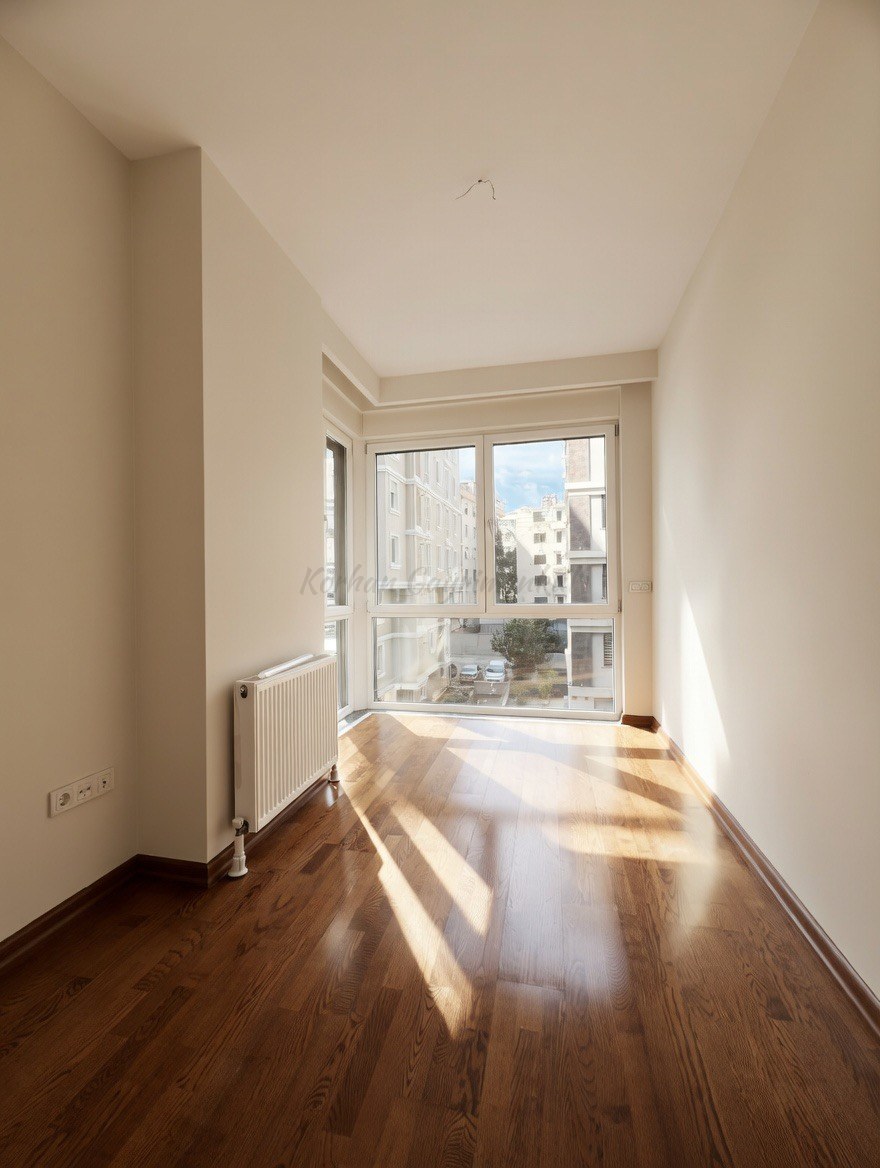 CADDEBOSTAN SAHİLDE CKM'YE KOMŞU BALKONLU 105M2 NET 3+1
